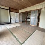 室内　和室10帖　床の間もあり明るいです！